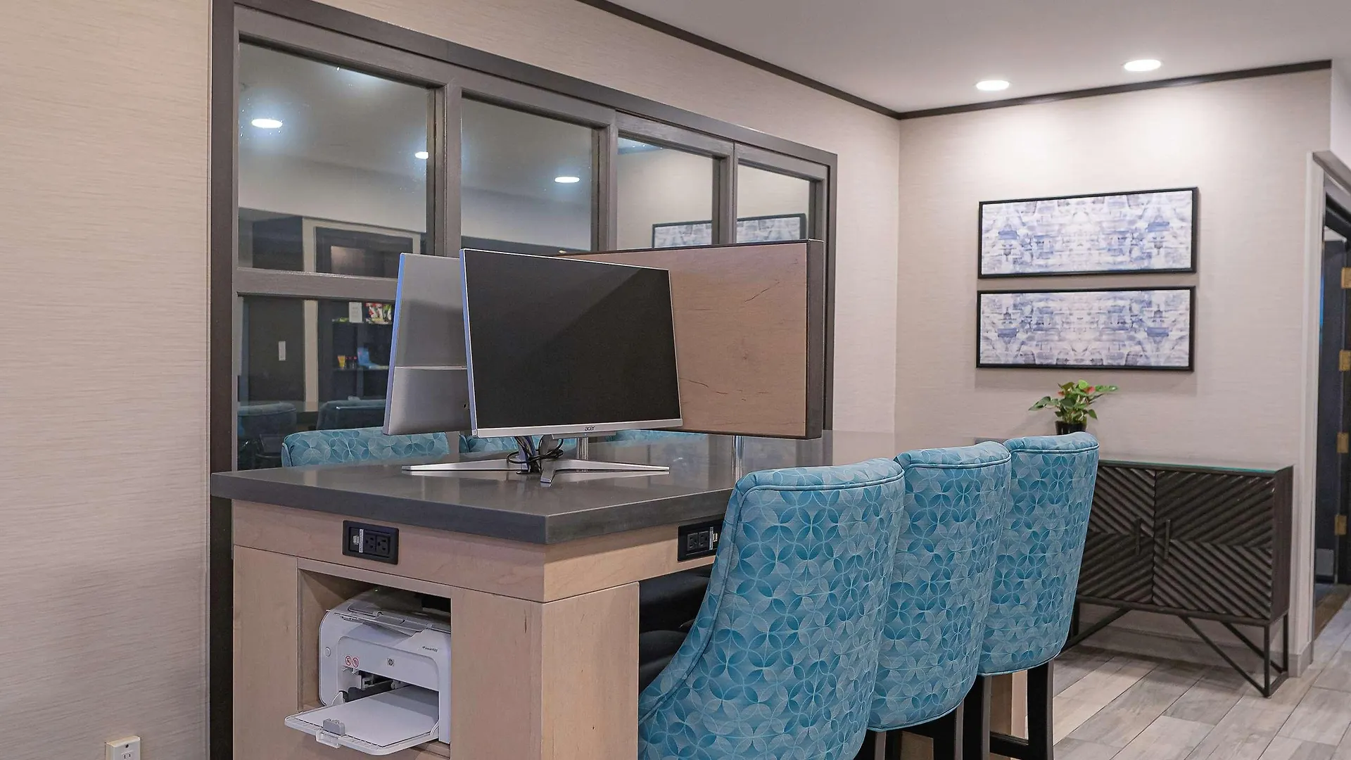 Best Western Plus Sands Vancouver 3*,  Canada