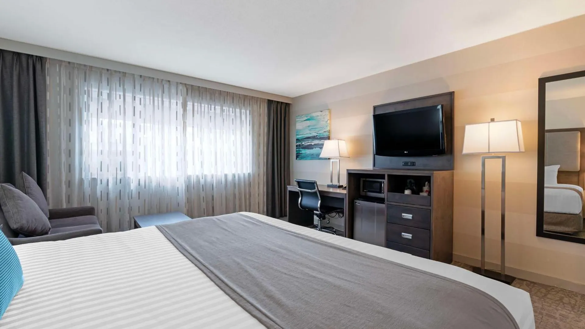 Best Western Plus Sands Vancouver 3*,